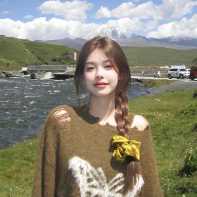 派遣女公关彩华